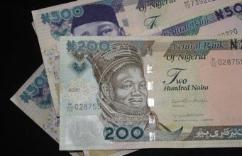 The naira rose to 1,615 naira in the parallel market.
