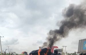 Update: The victims of the Niger tanker explosion have been given mass burials